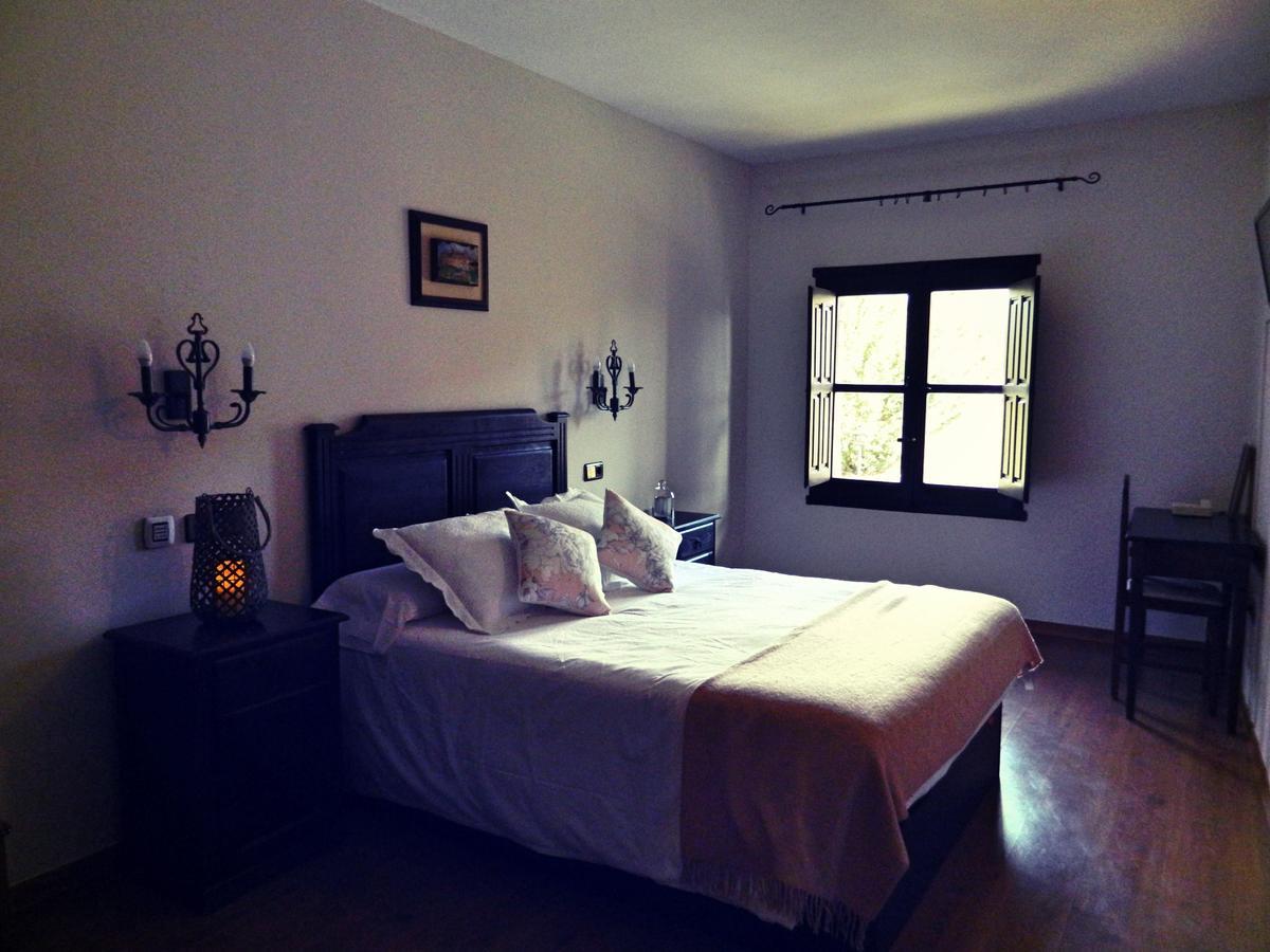 Posada De Gaspar Rabanal del Camino Bagian luar foto