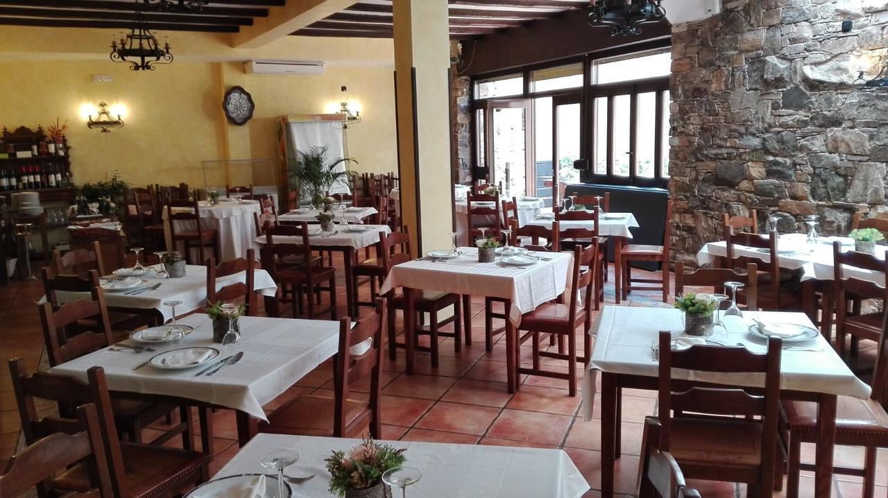 Posada De Gaspar Rabanal del Camino Bagian luar foto