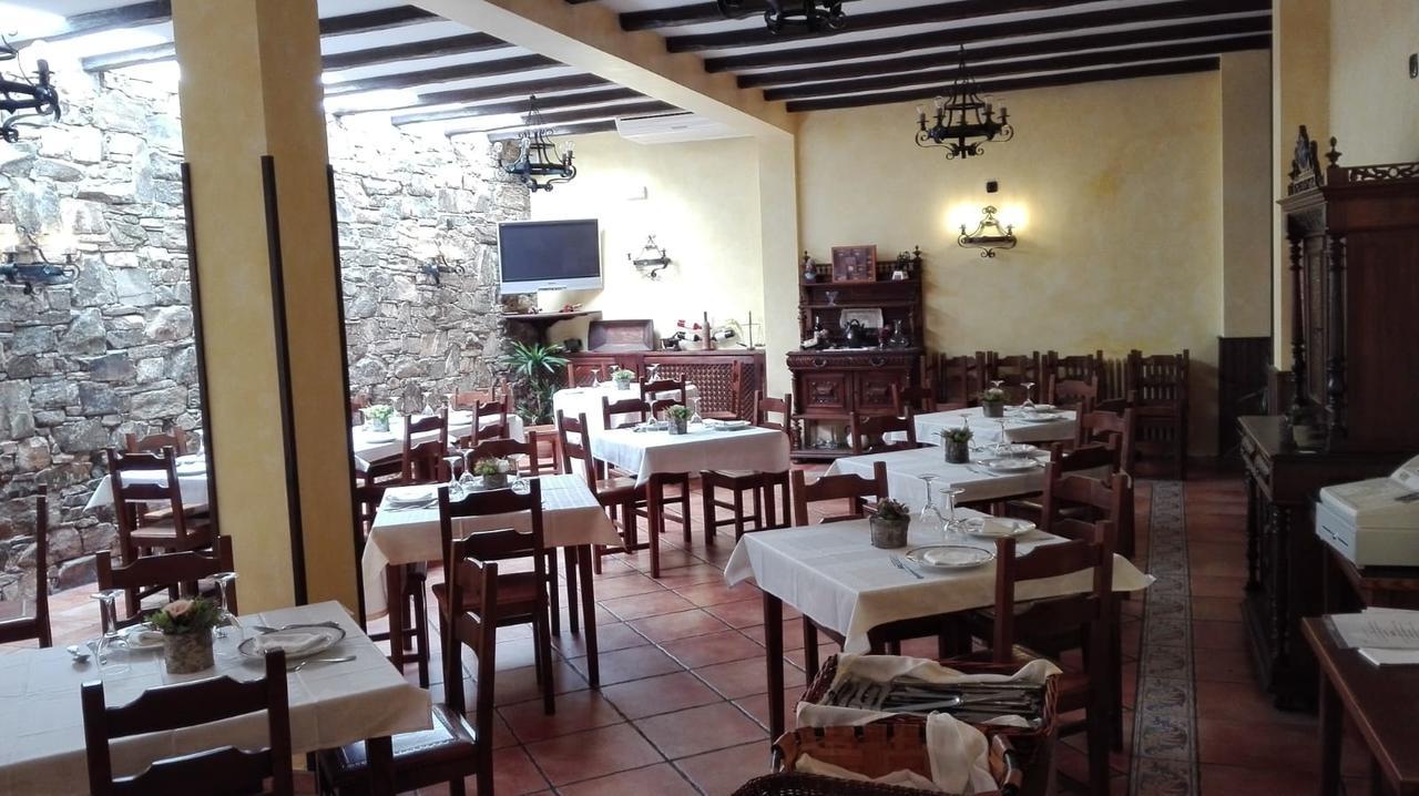 Posada De Gaspar Rabanal del Camino Bagian luar foto